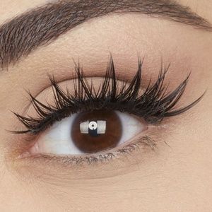 💋Huda Classic Lashes